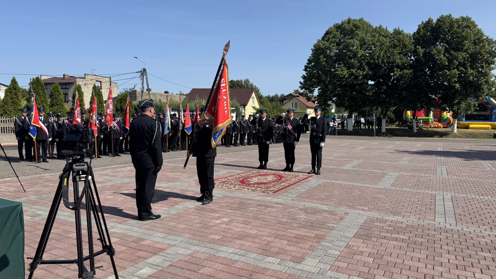 Przekazanie nowego sztandaru OSP Szyszków