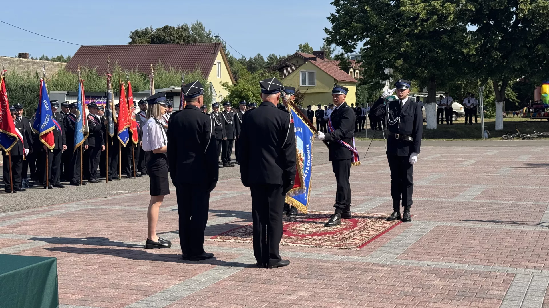 Przekazanie nowego sztandaru OSP Szyszków