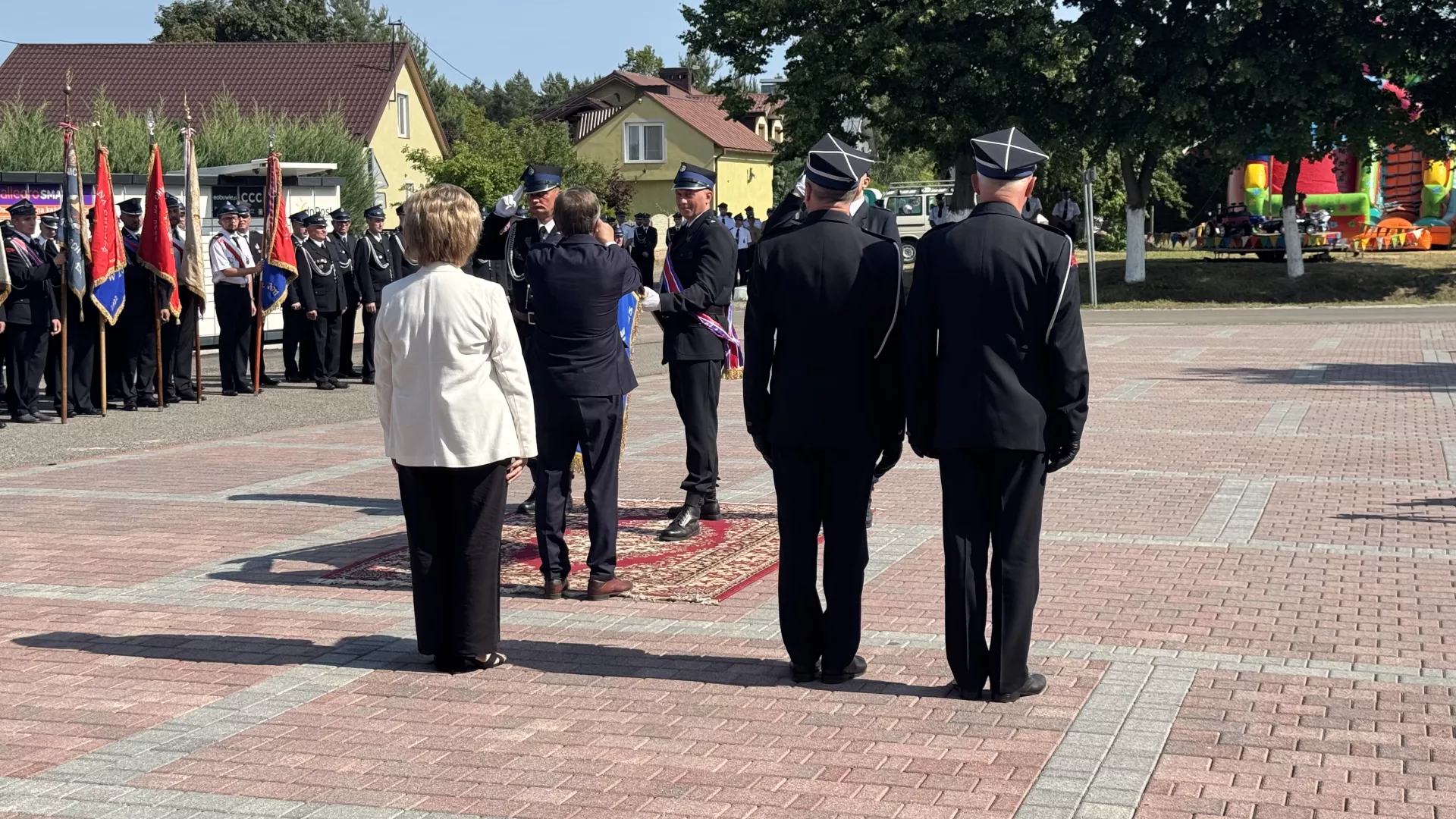 Przekazanie nowego sztandaru OSP Szyszków