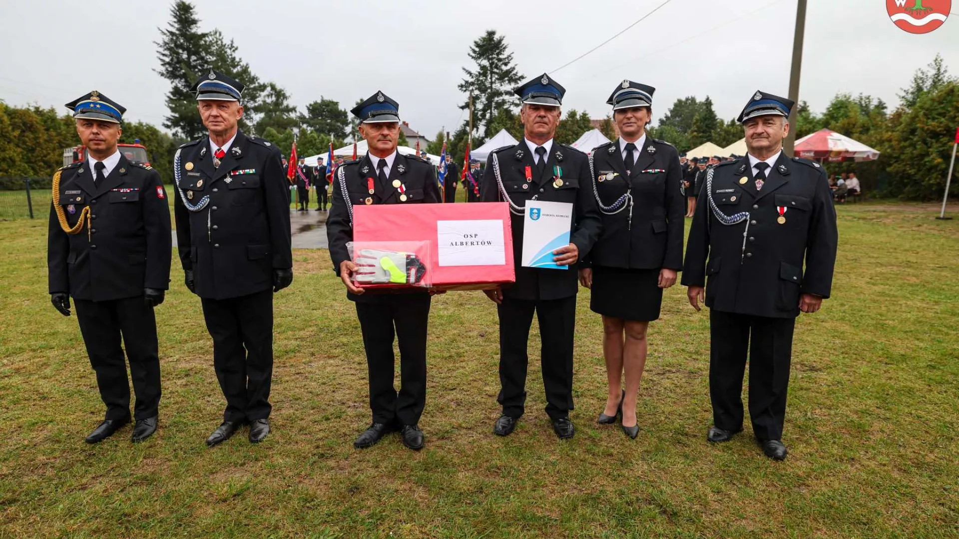 przekazanie sprzętu ufundowanego przez Starostwo Powiatowe w Kłobucku