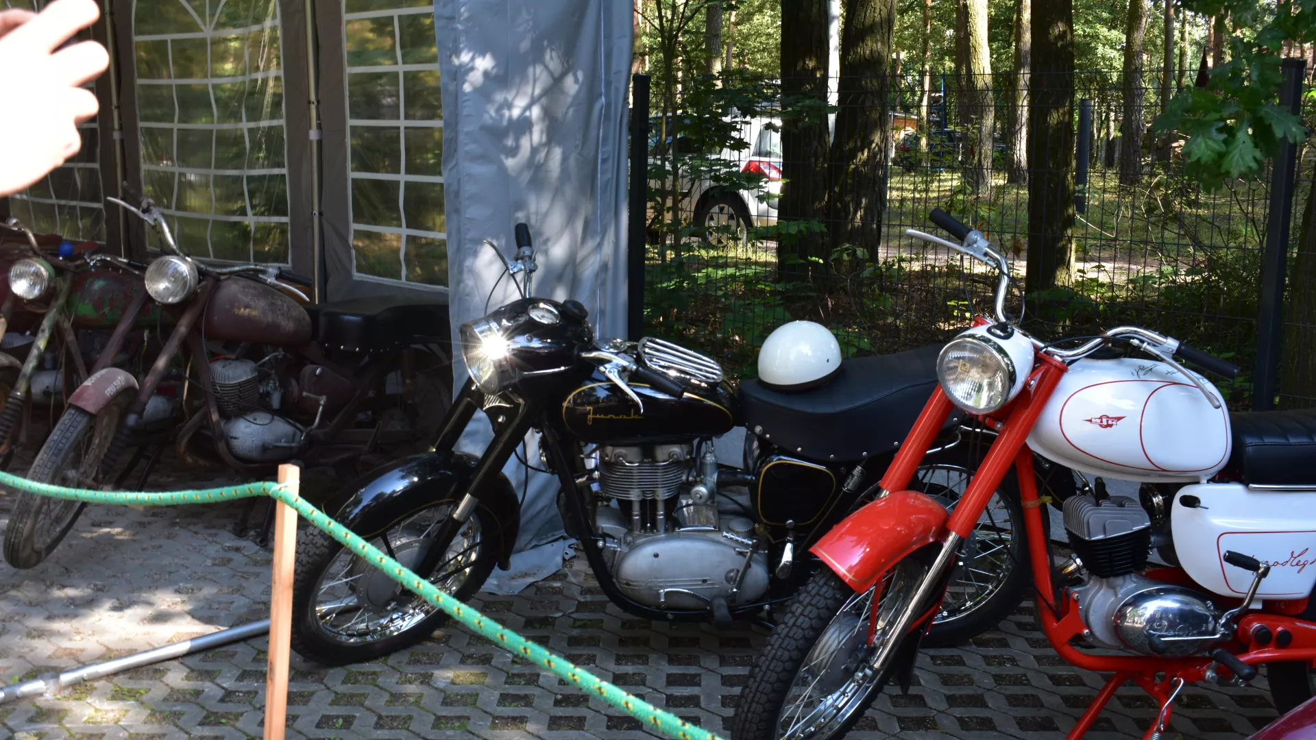 Wystawa motocykli na I Zlocie Miłośników WSK