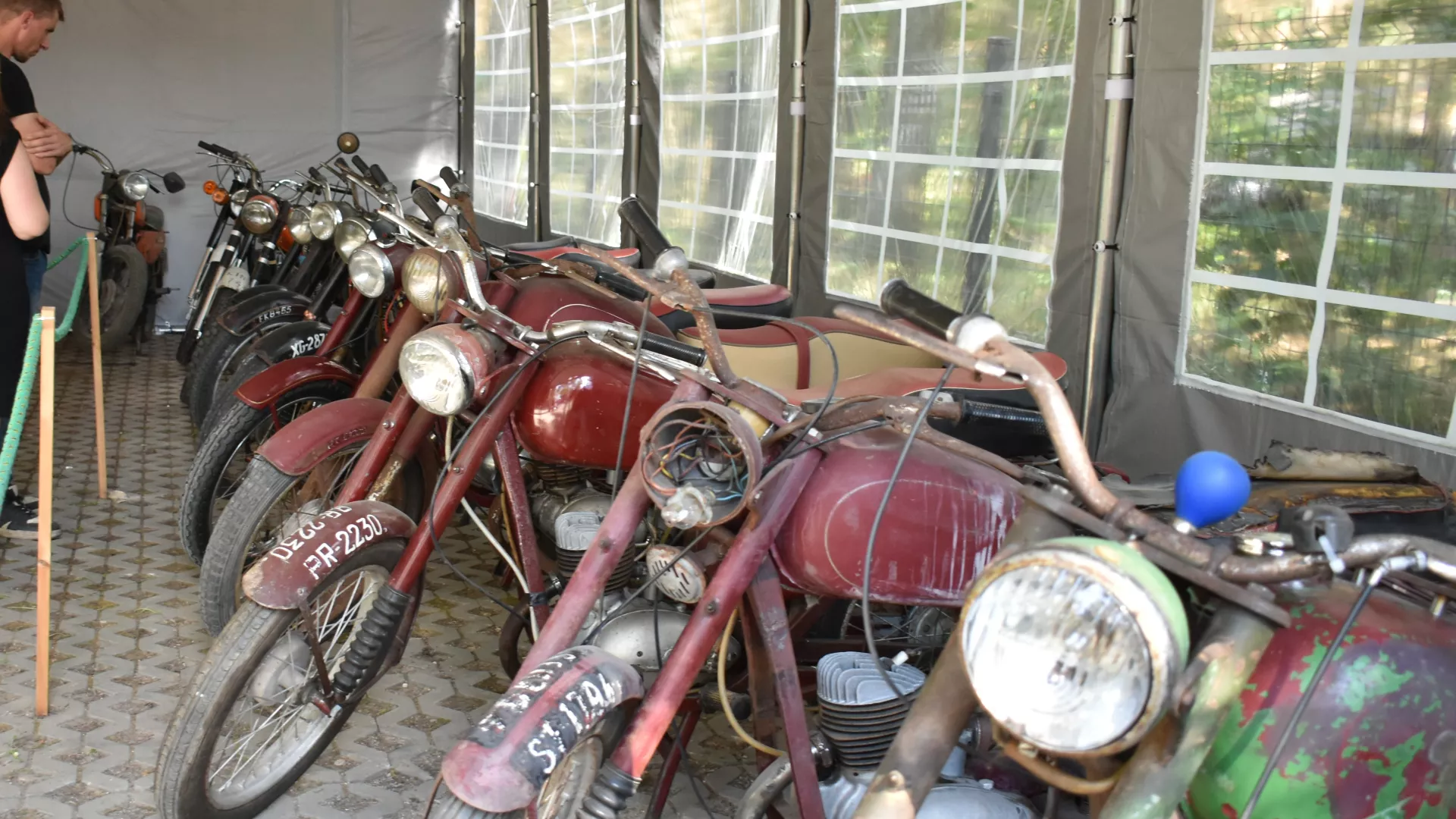 Wystawa motocykli na I Zlocie Miłośników WSK