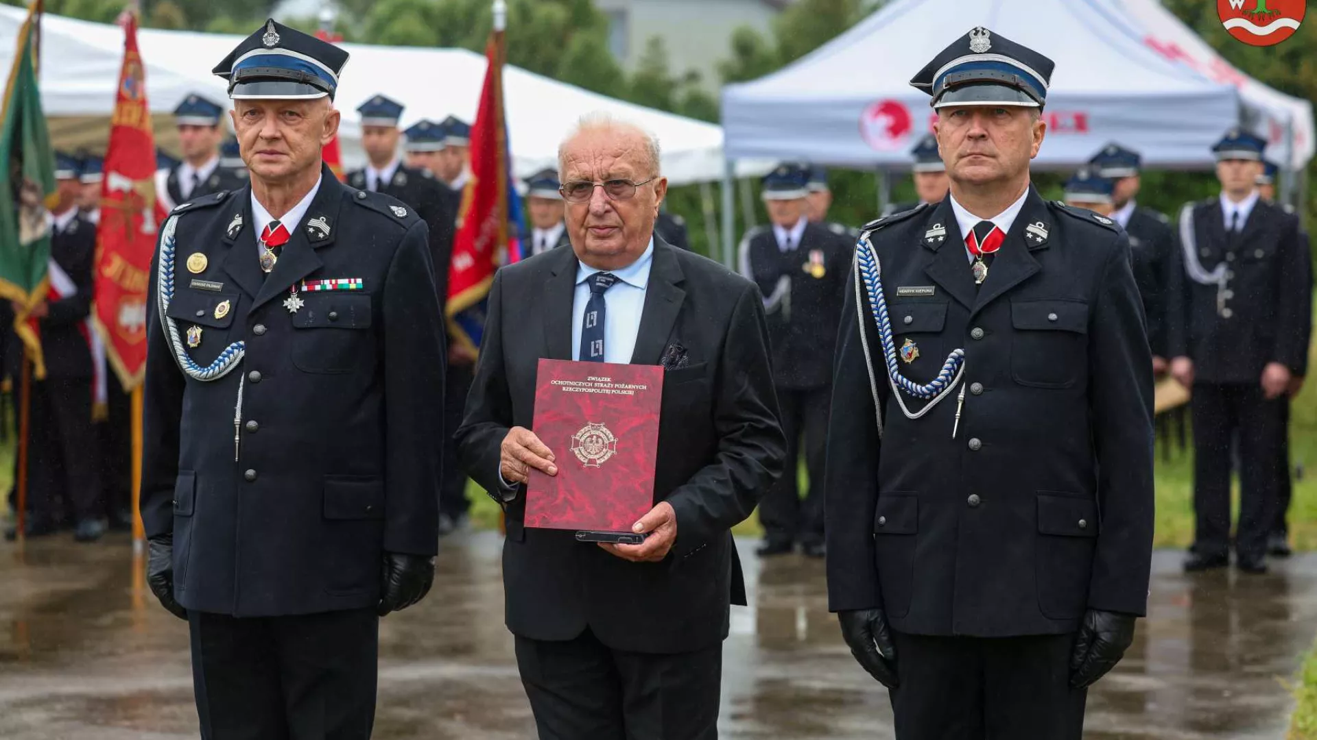 uhonorowanie dh Aleksandra Brzęczka Złotym Znakiem Związku OSP RP