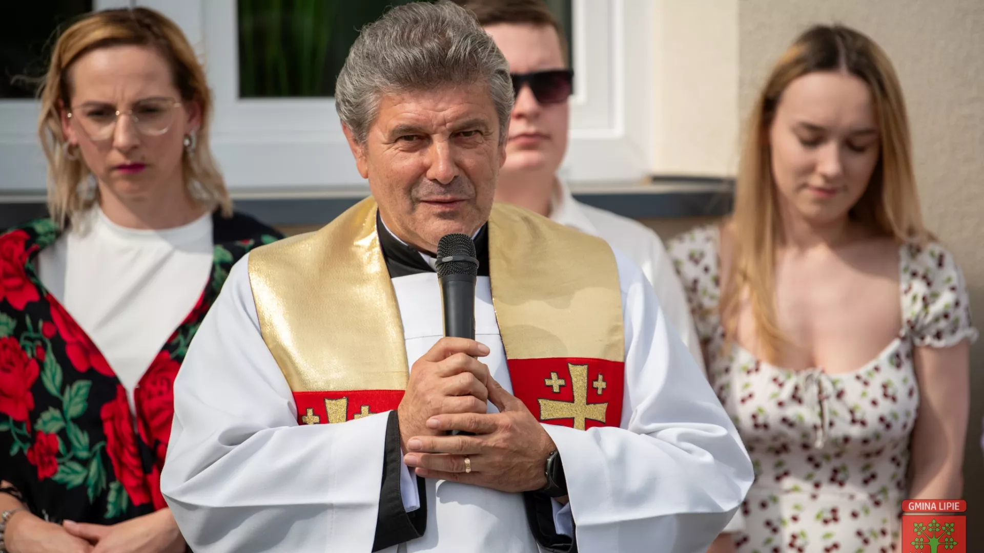 Ksiądz Proboszcz, mieszkańcy i KGW Grabarze