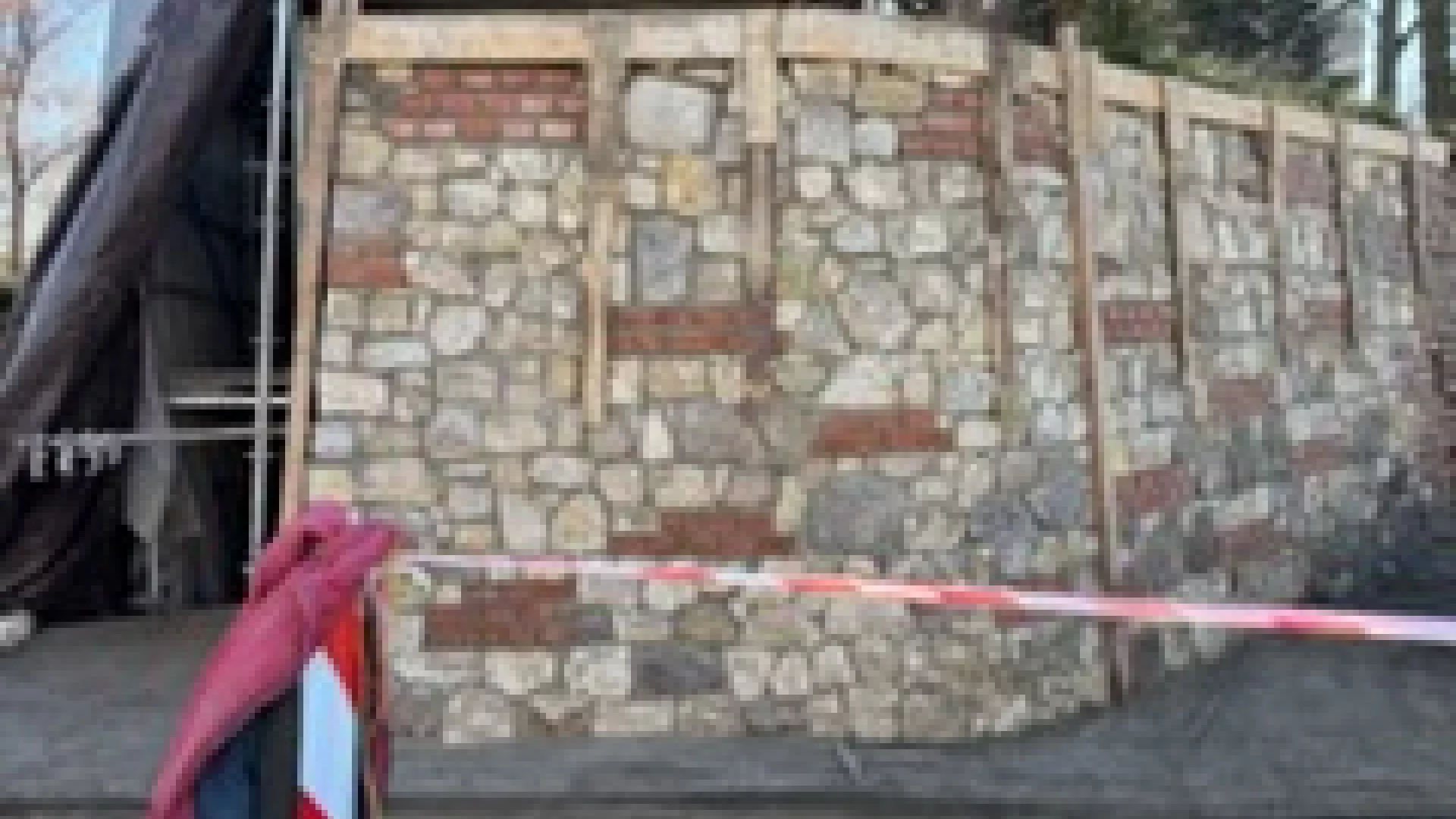 poddane rekonstrukcji i konserwacji mury zamku w Dankowie