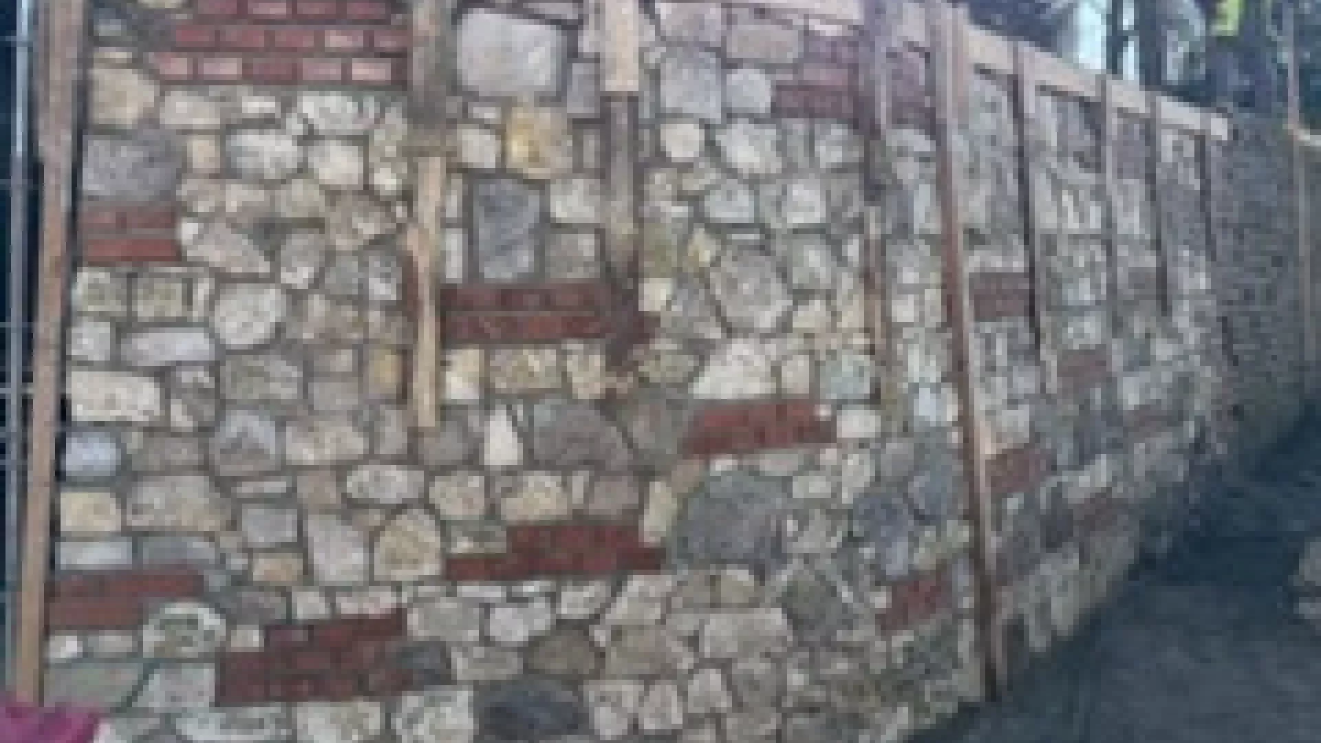 poddane rekonstrukcji i konserwacji mury zamku w Dankowie