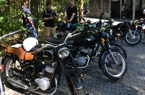 Wystawa motocykli na I Zlocie Miłośników WSK